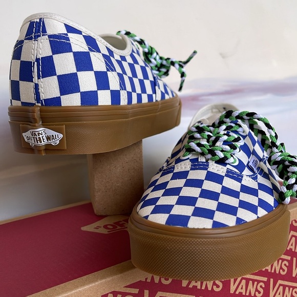 Vans WMNS Authentic
Checkerboard Blue/White
VN0009PVY6Z
Sneakers - Picture 10 of 16